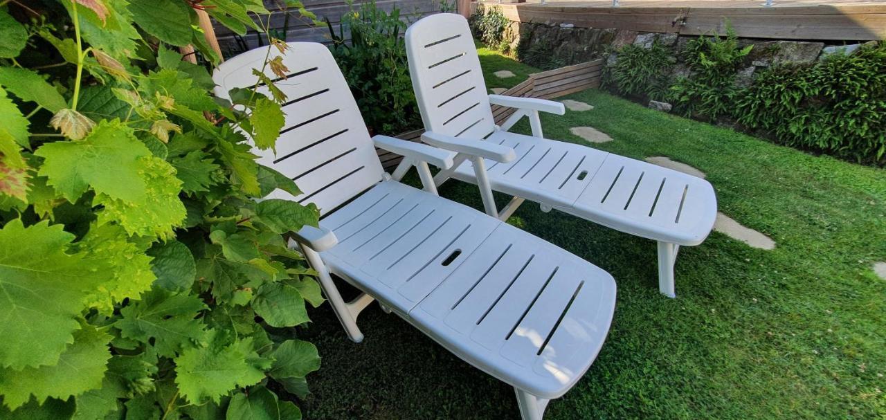 A la Topaze, Gite avec piscine privée chauffée pour 2 ou 3 Le May-sur-Evre Esterno foto