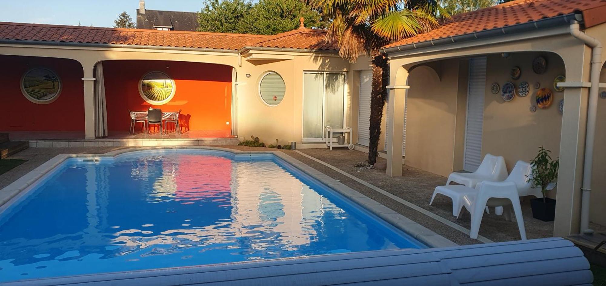 A la Topaze, Gite avec piscine privée chauffée pour 2 ou 3 Le May-sur-Evre Esterno foto